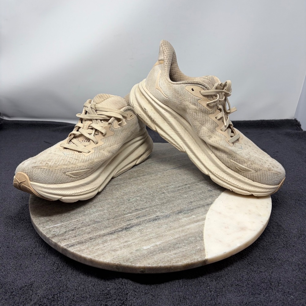 Hoka Clifton 9 Running Shoes Womens 9B Sand Beige